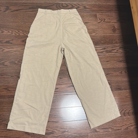 Brand New H&M Dress Pants - Size 8 - Picture 3 of 3